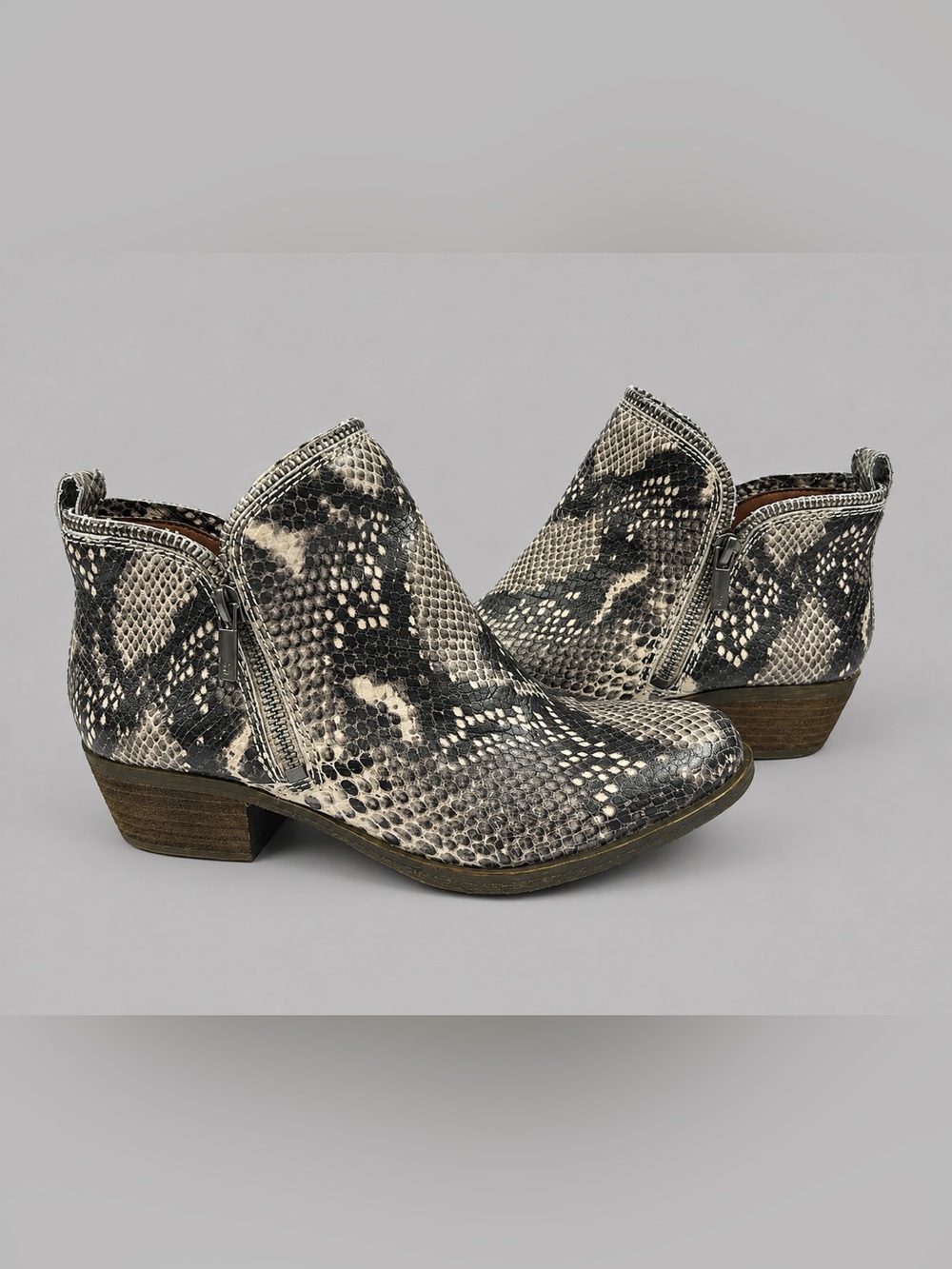 Lucky Brand Reptile Snake Print Leather Ankle Booties Dual Zip Size 6.5 - Picture 2 of 11